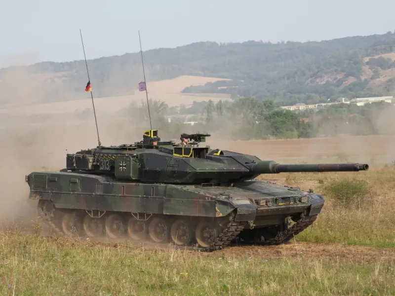 KNDS Leopard 2A4, view 1