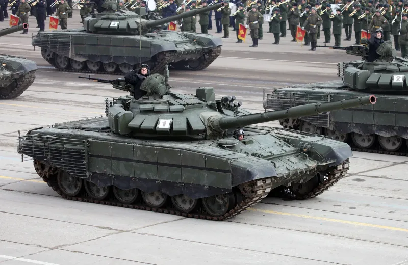 Uralvagonzavod T-72B3, view 1